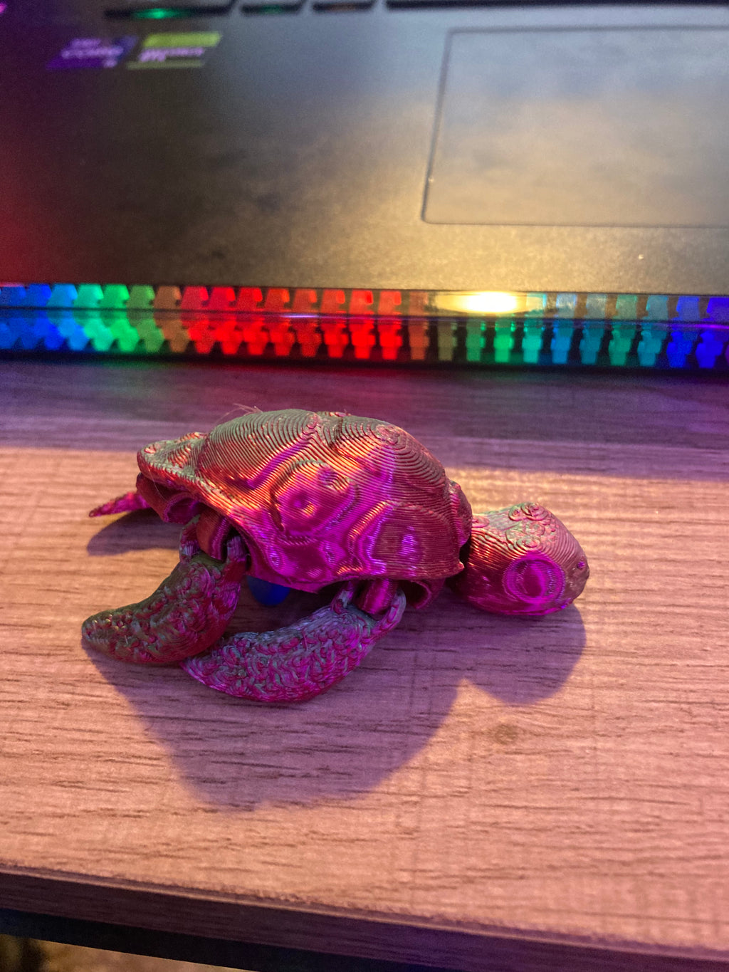 3D Printed Articulated TURT (red/green)